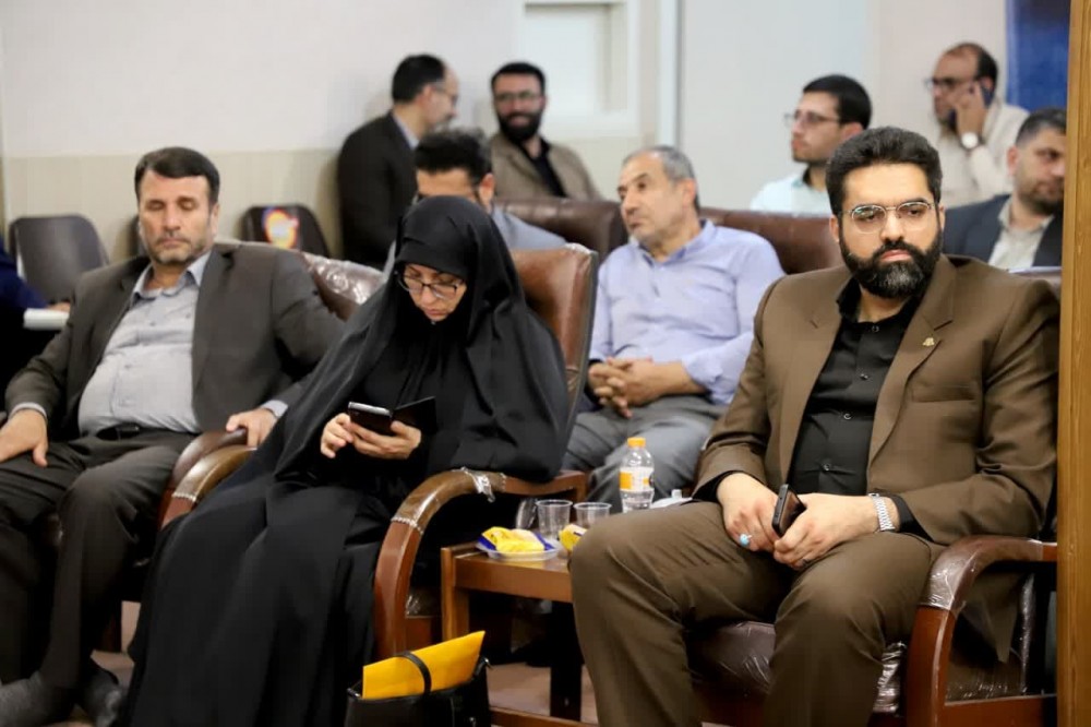 حضور اعضای کانون بسیج اساتید دانشگاه سیدجمال الدین اسدآبادی در دیدار با نماینده ولی فقیه در استان همدان 